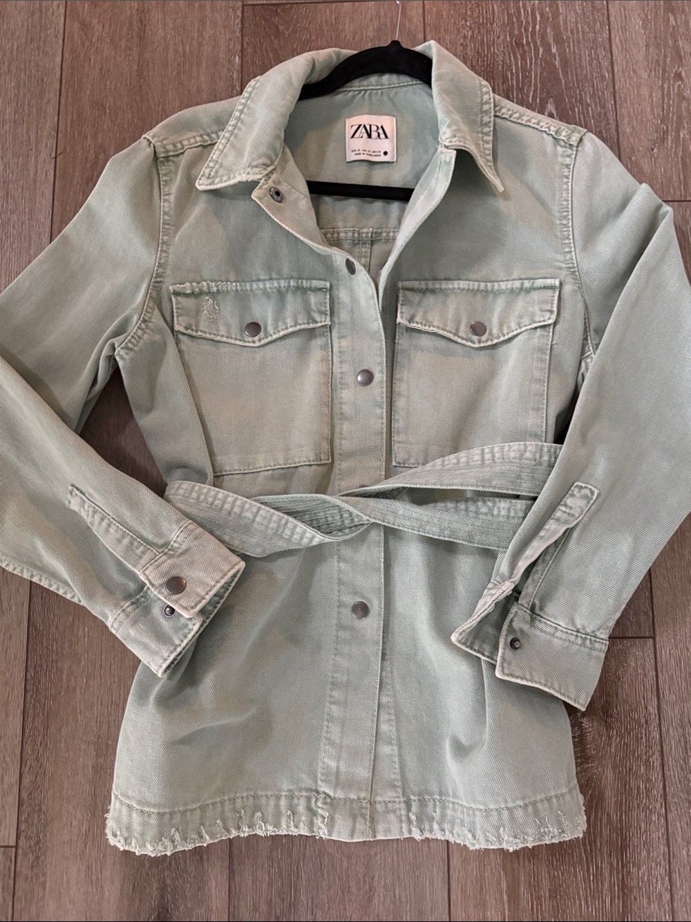 Zara Sage Green Tie-Waist Utility Jacket
More like small-medium fit.